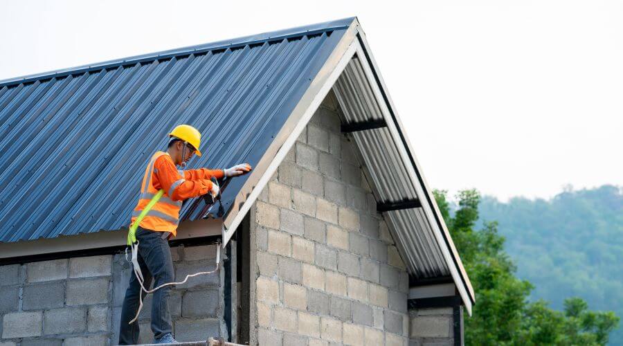 Professional metal roof installation in Glasford, IL
